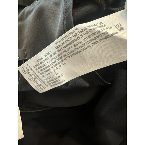 NWT Abercrombie & Fitch Angel Sleeve Satin Jumpsuit Black XSP X-Small Petite - Picture 10 of 14